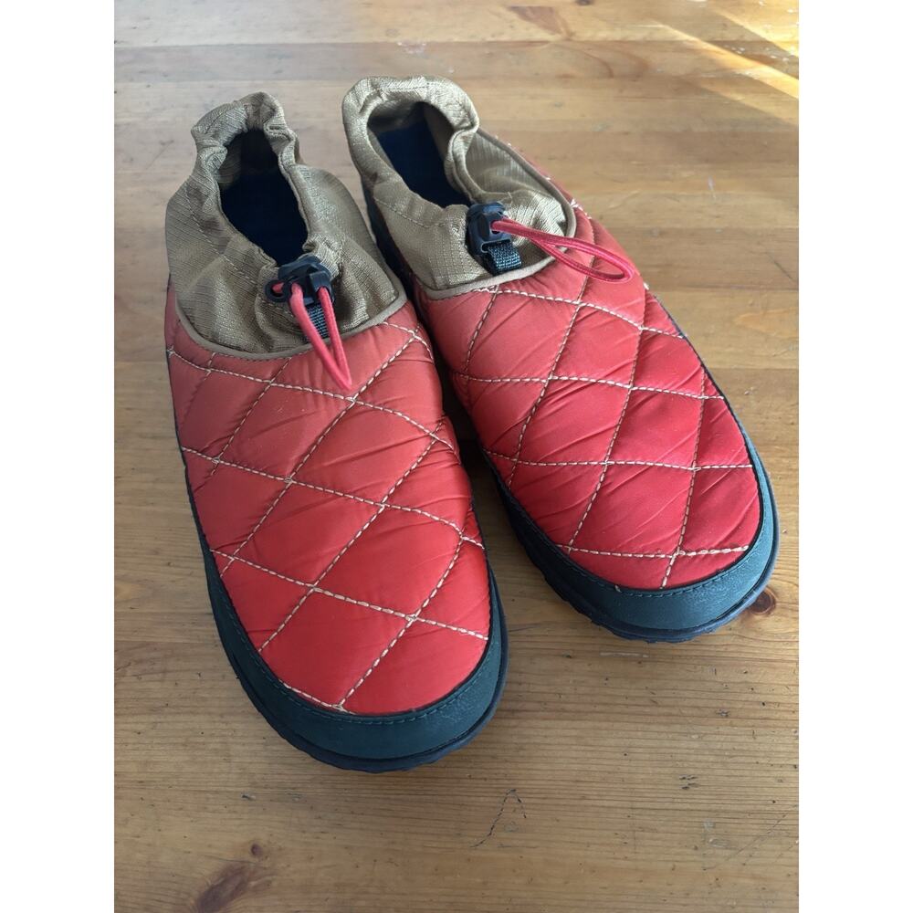 EUC Chaco Ramble Puff Cinch Slipper Shoe Women's 9 Orange Insulated Quilted Clog